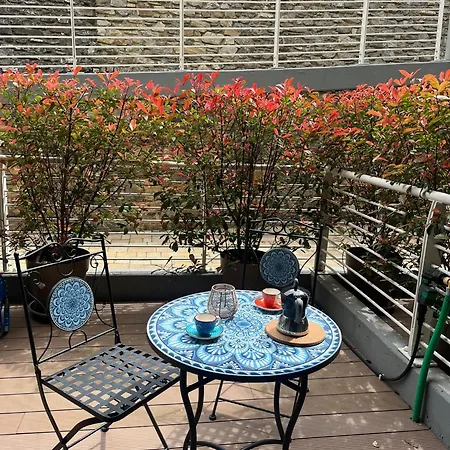 A House With A View アパート *