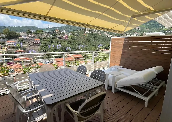 A House With A View Lägenhet