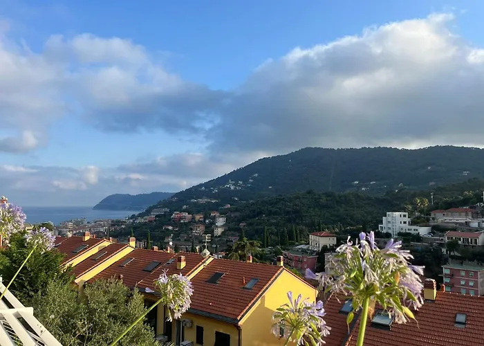 A House With A View Lägenhet